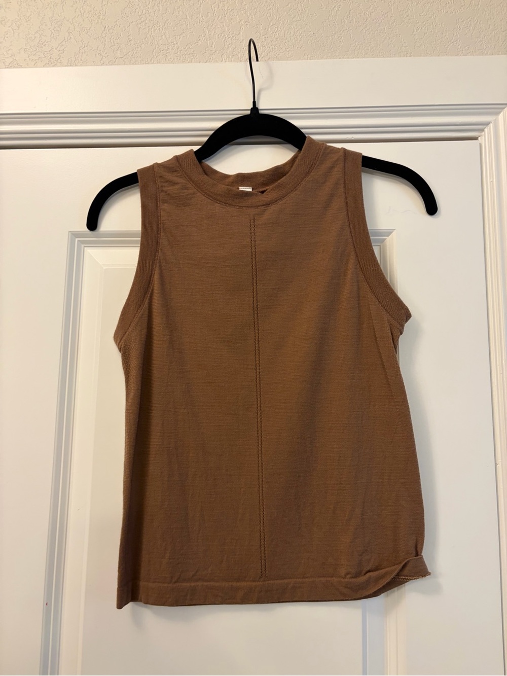 Sleeveless Tank Top - Brown